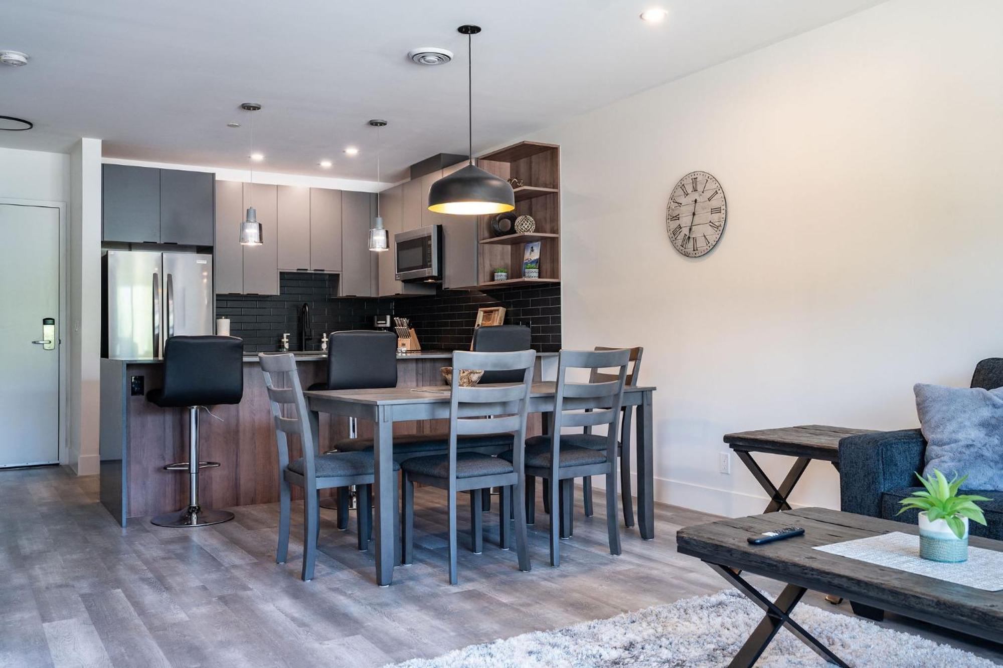 Alpine Haven By Revelstoke Vacations公寓 外观 照片